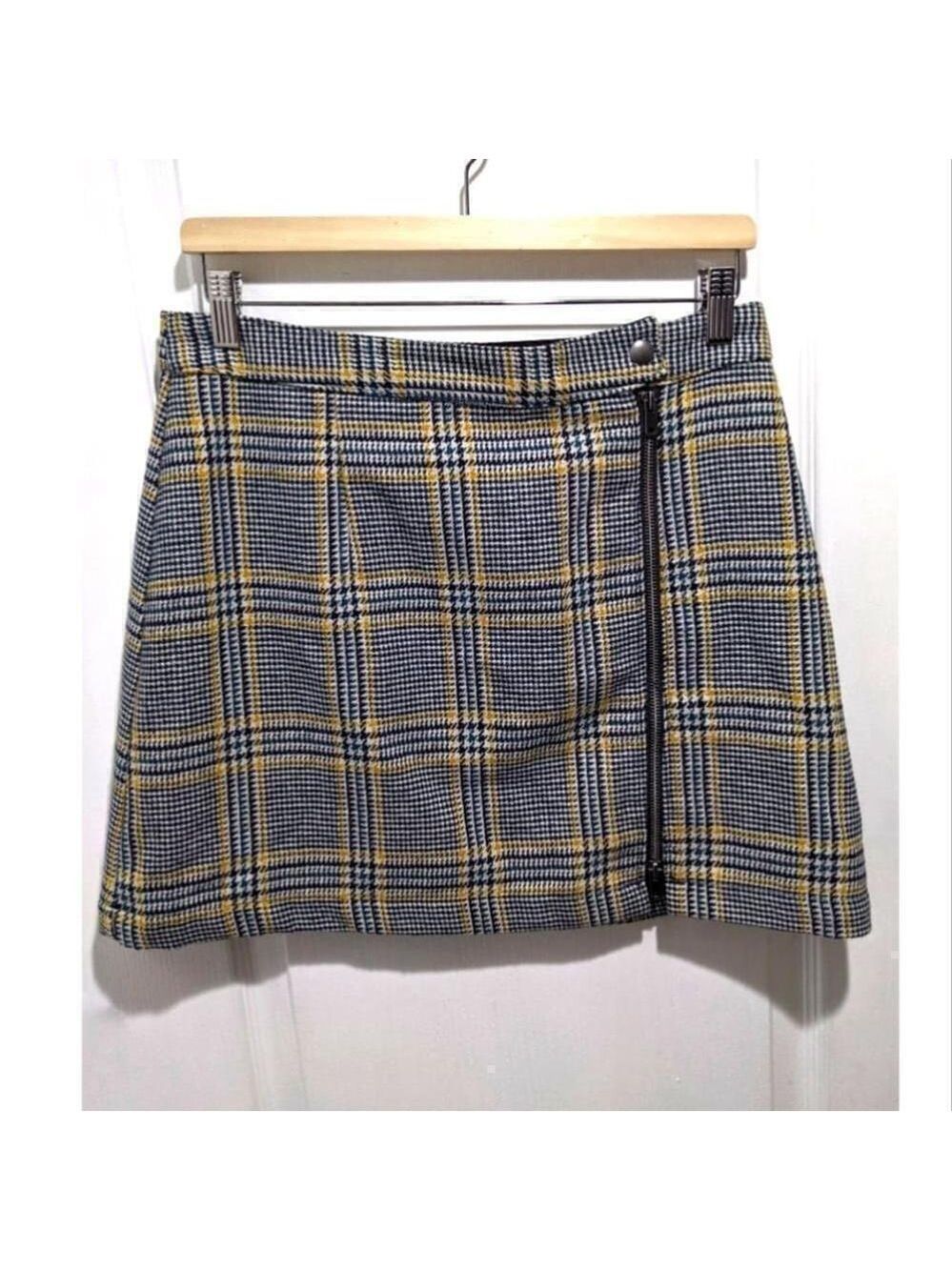 Abercrombie and Fitch | Plaid Zip Mini Skirt